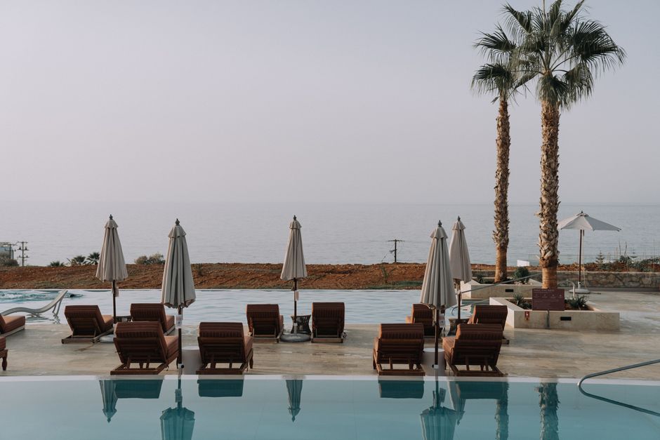 Instagram Carousel Luxury Resort Walkthrough Mixed Media